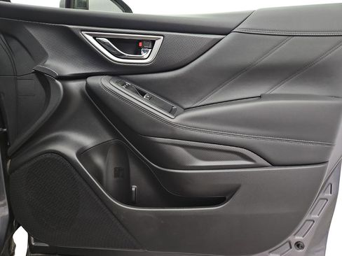 Used 2021 Subaru Forester Limited image 26