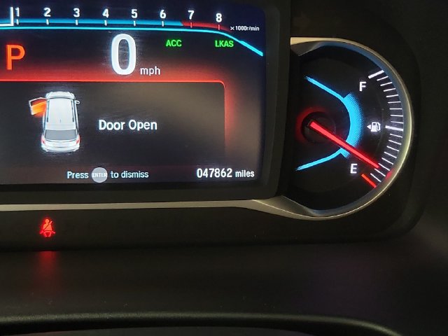 Used 2019 Honda Pilot Touring image 2