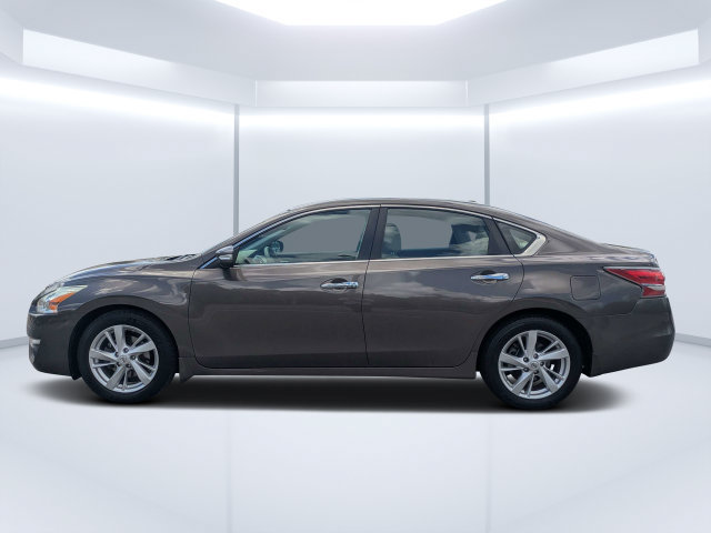 Used 2014 Nissan Altima 2.5 SV w/ Convenience Package FWD image 6