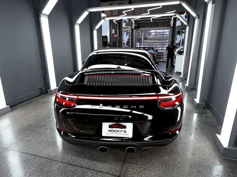Used 2019 Porsche 911 Targa 4 AWD/4WD image 39