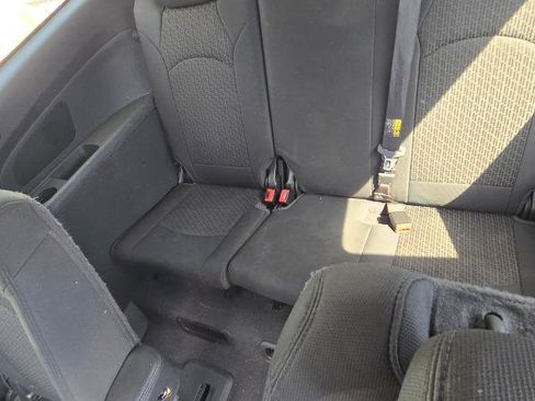 Used 2012 Chevrolet Traverse LT image 11