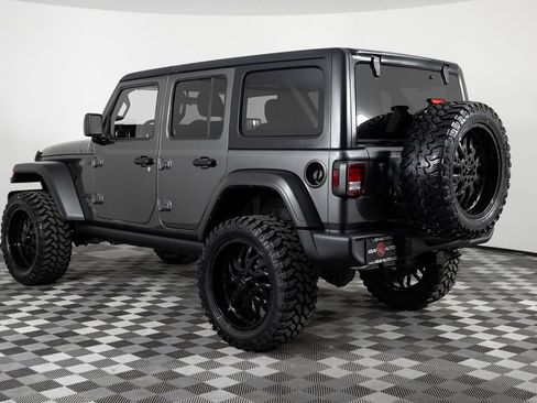 Used 2023 Jeep Wrangler Willys image 4