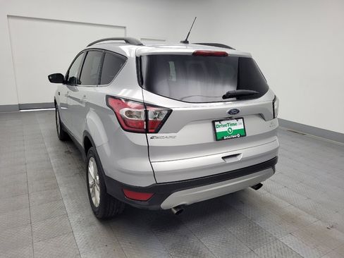 Used 2018 Ford Escape SE image 6