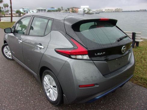 Used 2022 Nissan Leaf S FWD image 7