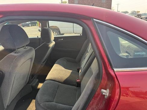 Used 2014 Chevrolet Impala LT w/ LT Sunroof Package image 16