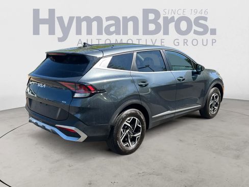 Certified 2025 Kia Sportage LX image 2