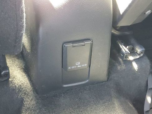 Used 2021 Chevrolet Trax LT FWD image 25
