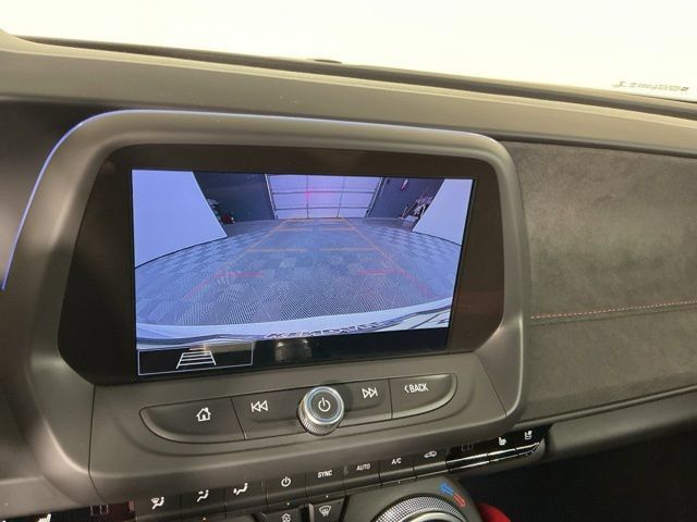 Used 2020 Chevrolet Camaro ZL1 RWD image 21