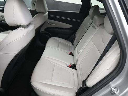 Used 2024 Hyundai Tucson Limited AWD/4WD image 19