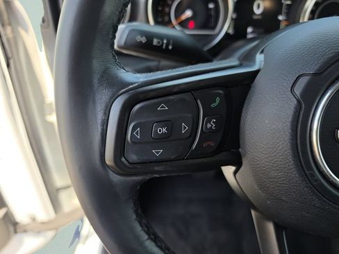 Used 2022 Jeep Wrangler Unlimited Sport AWD/4WD image 31