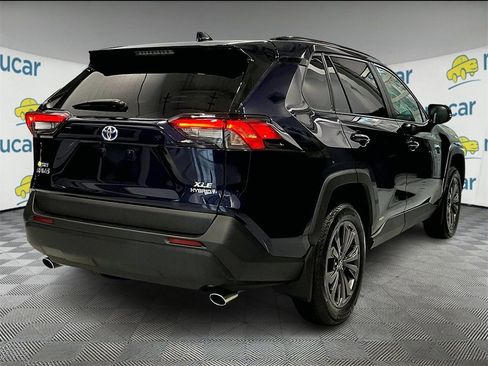 Used 2024 Toyota RAV4 XLE Premium image 8