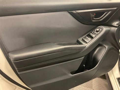 Used 2018 Subaru Crosstrek 2.0i Premium AWD/4WD image 14