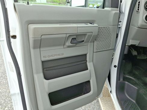 Used 2015 Ford E-350 and Econoline 350 Super Duty w/ Power Windows & Locks Group RWD image 13