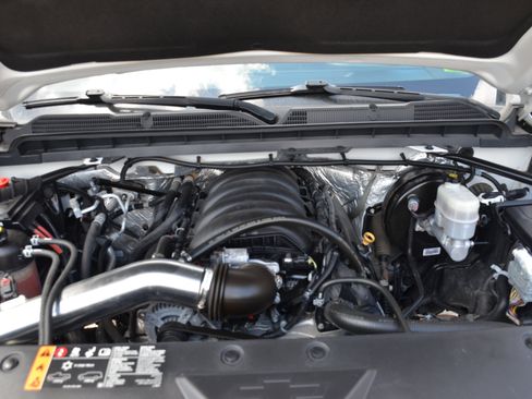 Used 2018 Chevrolet Silverado 1500 LT w/ All Star Edition image 12