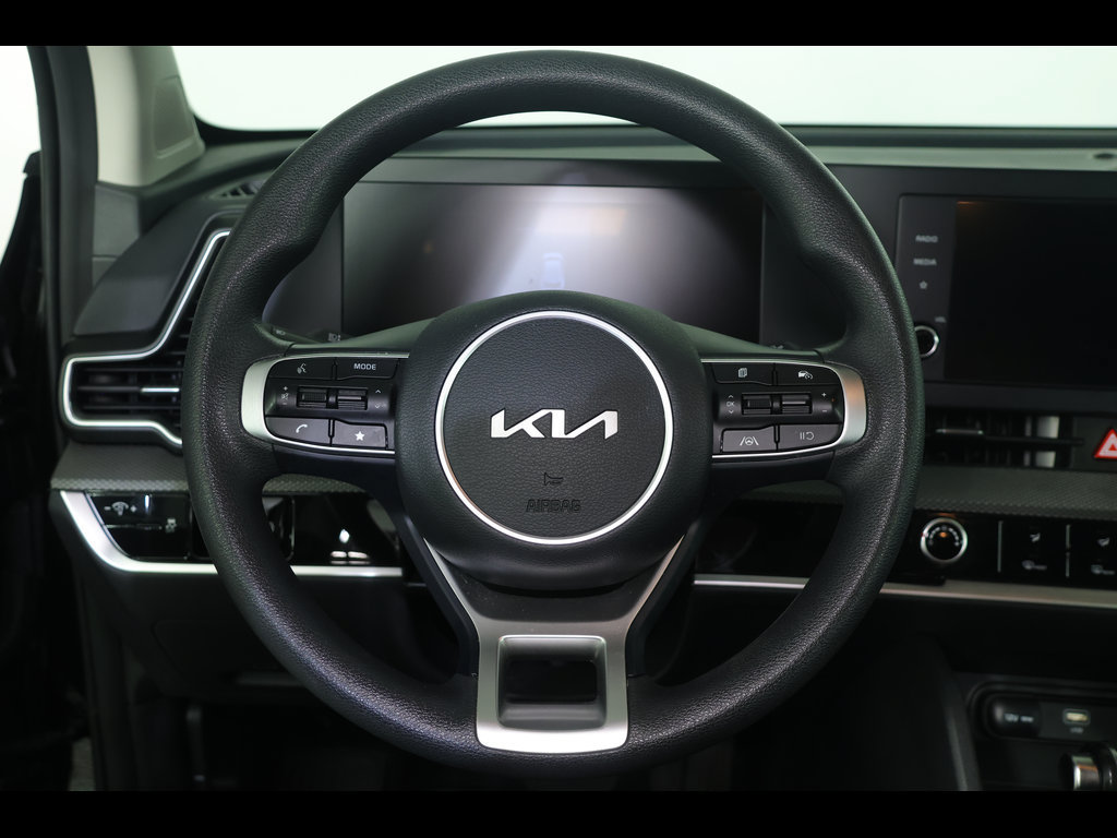 Used 2024 Kia Sportage LX AWD/4WD image 9