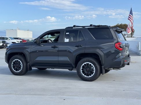 New 2026 Toyota 4Runner TRD Off-Road Premium AWD/4WD image 12