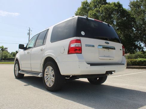 Used 2011 Ford Expedition Limited RWD image 8