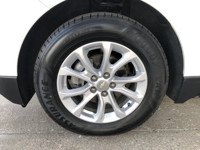 Used 2020 Chevrolet Equinox LT w/ Driver Convenience Package FWD image 4