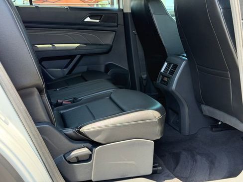 Used 2023 Volkswagen Atlas SE FWD image 20