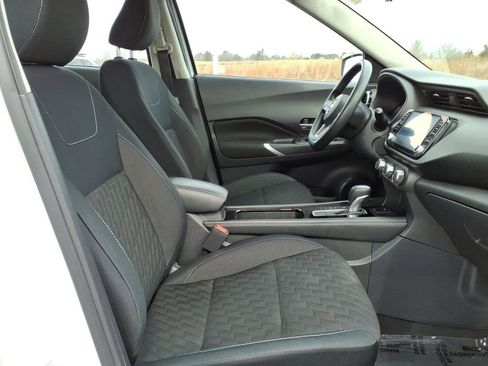 Certified 2023 Nissan Kicks SV image 5