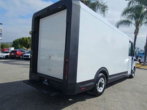 New 2025 Chevrolet Brightdrop 600 FWD image 8