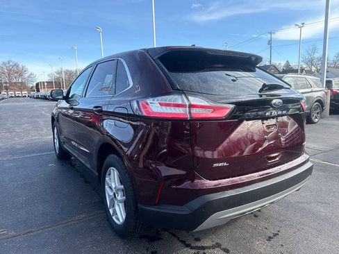 Used 2024 Ford Edge SEL w/ Convenience Package image 9