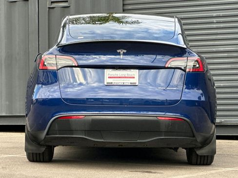 Used 2023 Tesla Model Y Long Range image 7