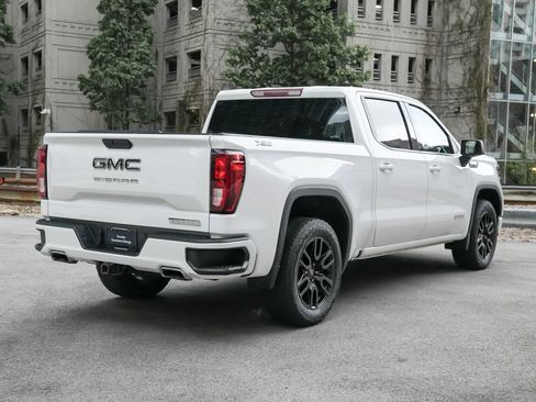 Used 2021 GMC Sierra 1500 Elevation w/ X31 Off-Road Package AWD/4WD image 10