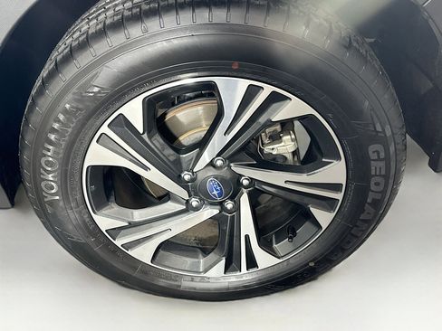 Used 2024 Subaru Crosstrek 2.0i Premium image 11