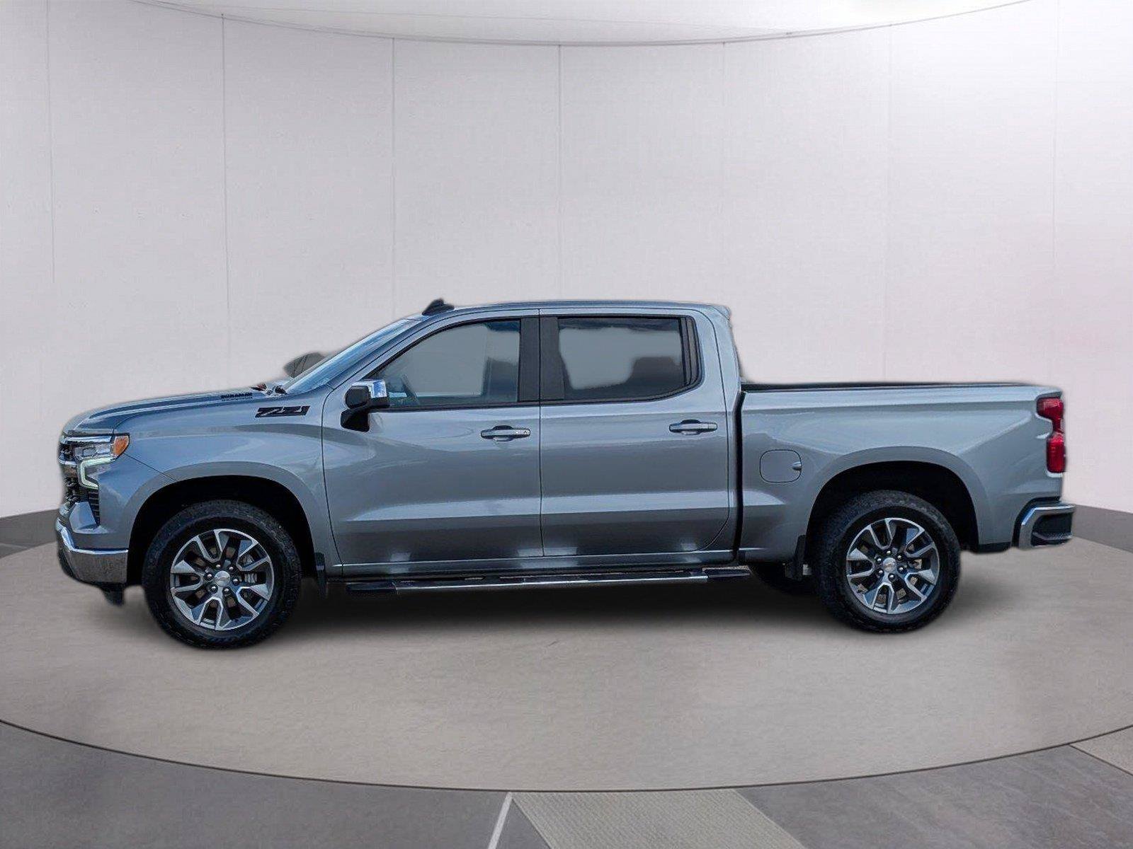 Used 2026 Chevrolet Silverado 1500 LT w/ All Star Edition Plus AWD/4WD image 2