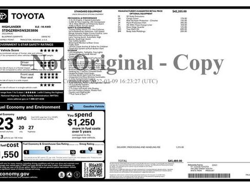 Used 2022 Toyota Highlander XLE AWD/4WD image 3