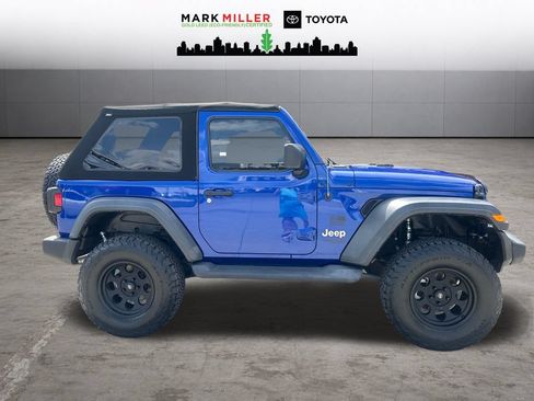 Used 2020 Jeep Wrangler Sport AWD/4WD image 6