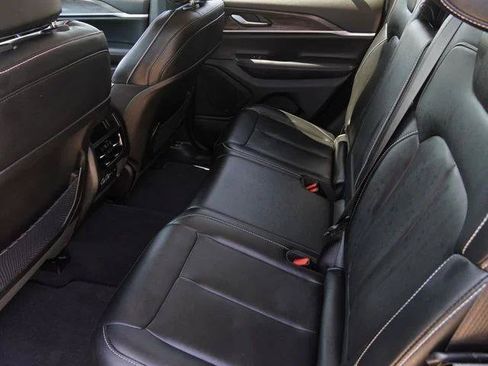 Certified 2024 Jeep Grand Cherokee Limited RWD image 14