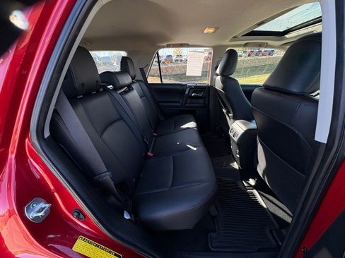 Used 2019 Toyota 4Runner TRD Off-Road Premium image 30