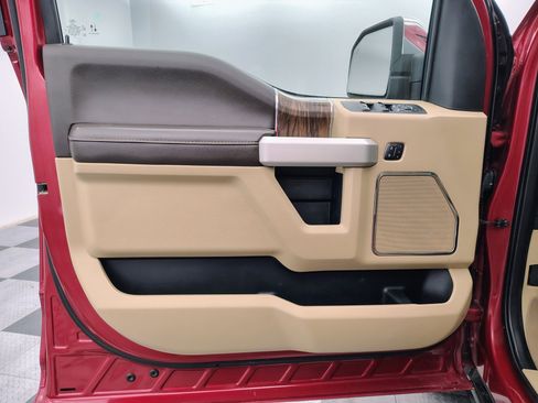 Used 2020 Ford F150 Lariat AWD/4WD image 22