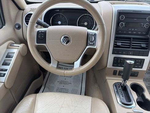 Used 2010 Mercury Mountaineer AWD image 22