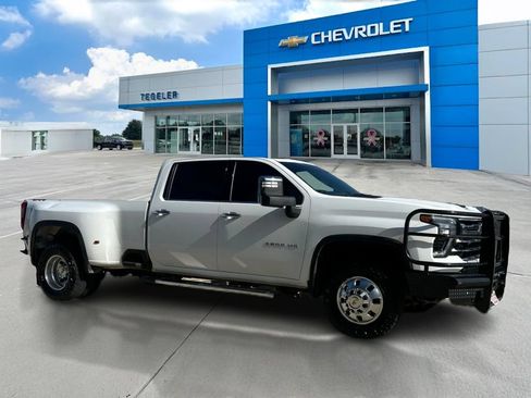 Used 2024 Chevrolet Silverado 3500 LTZ w/ LTZ Plus Package AWD/4WD image 3