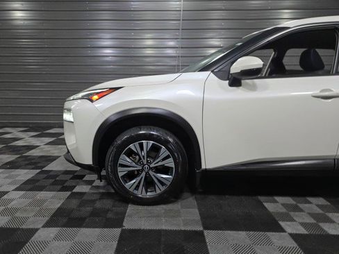 Used 2022 Nissan Rogue SV image 36