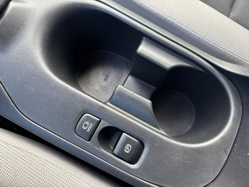 Used 2025 Toyota Corolla LE w/ Convenience Package FWD image 27