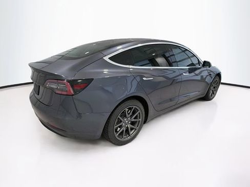 Used 2019 Tesla Model 3 Standard image 5