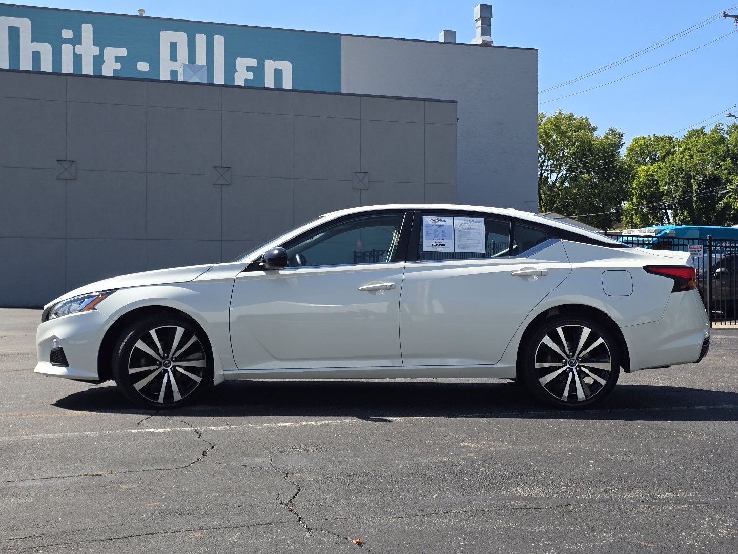 Used 2021 Nissan Altima 2.5 SR AWD/4WD image 19