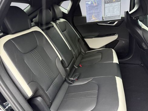 Used 2023 Kia EV6 GT-Line image 19