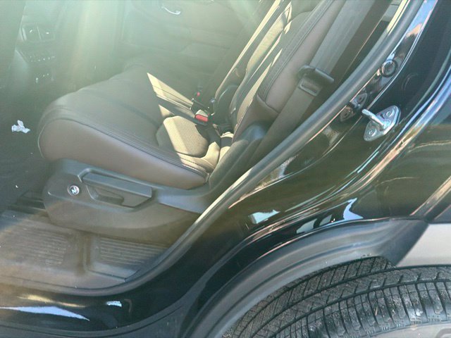 Used 2025 Honda Pilot Elite image 14