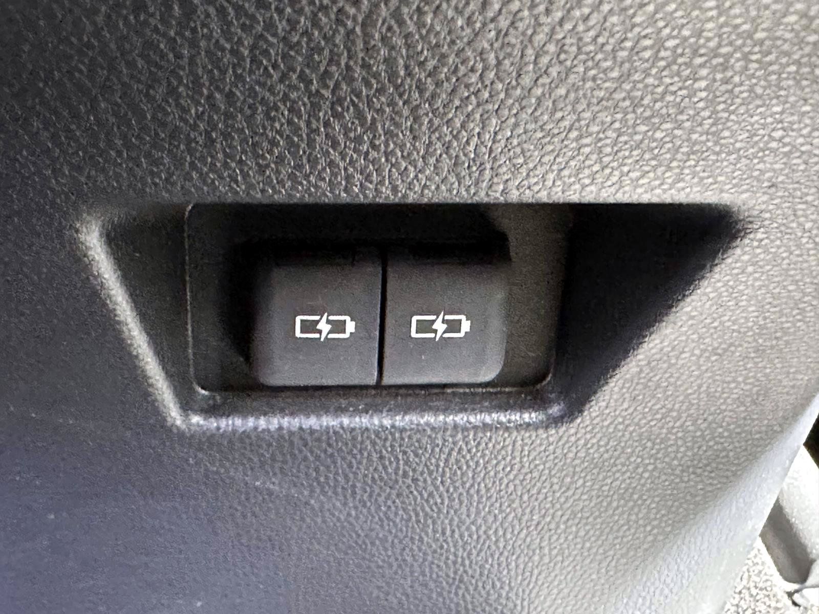 Used 2024 Toyota Venza Nightshade AWD/4WD image 16