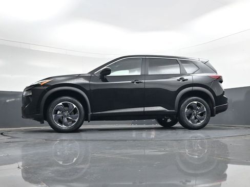 Certified 2026 Nissan Rogue SV FWD image 44