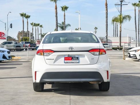 Used 2023 Toyota Corolla LE image 8