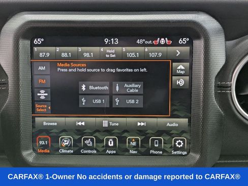 Used 2023 Jeep Wrangler Unlimited Sahara w/ Cold Weather Group AWD/4WD image 23