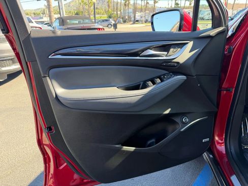 Used 2024 Buick Enclave Premium image 14