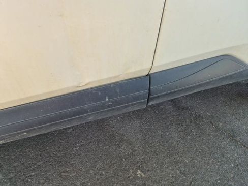 Used 2023 Nissan Rogue SV w/ SV Premium B Package image 35