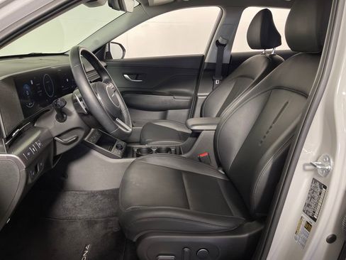 Certified 2025 Hyundai Kona Limited image 12